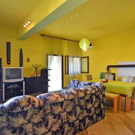 Apartment Maruzin *
